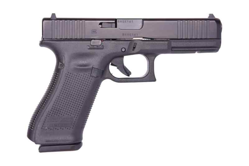 GLOCK G17 G5 9MM 17+1, 4.49″ FS 3X17RD MAGS, FRONT