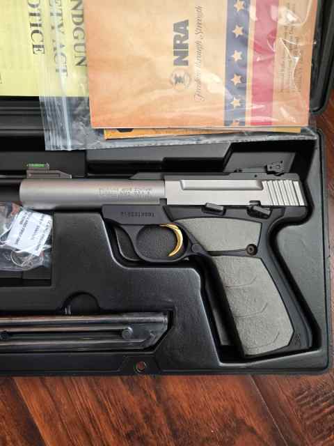 Browning buckmark 22