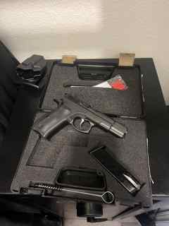 BRAND NEW CZ 75 B 9mm 16+1