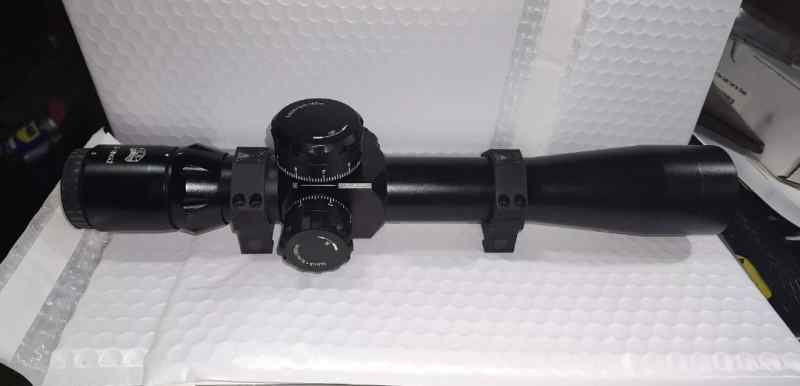 IOR Valdada 3-18x42 First Focal Plane Scope With V