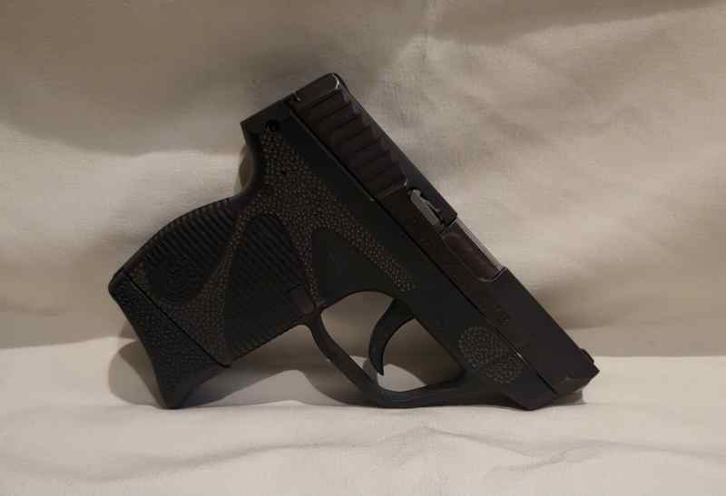 Taurus PT 738 380ACP