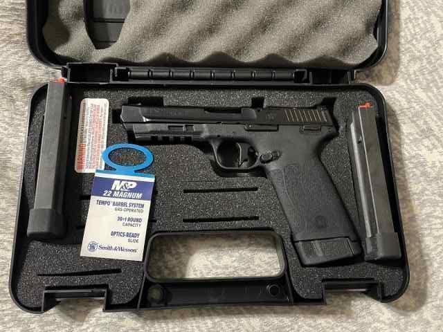 Smith &amp; Wesson M&amp;P 22mag *PRICE DROP*