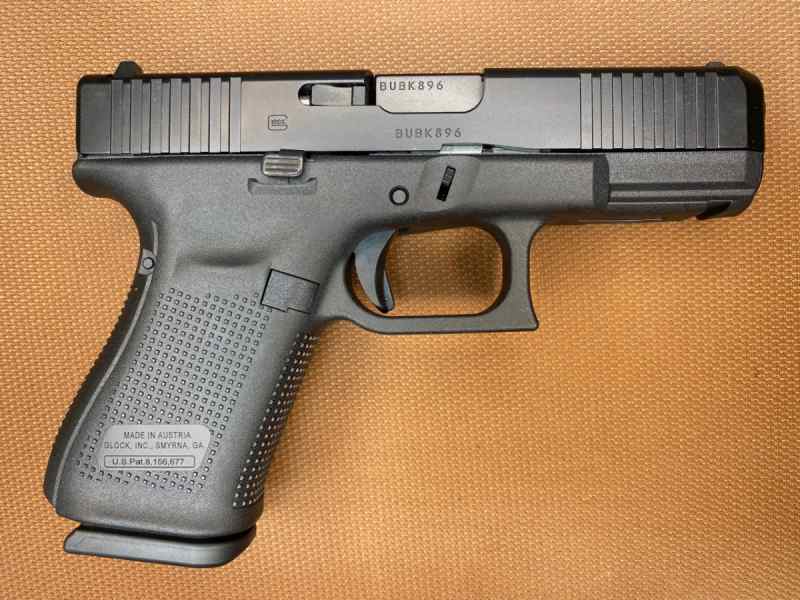 NEW IN BOX - Glock G19 Gen 5 - 9mm - 4&quot; (Black)