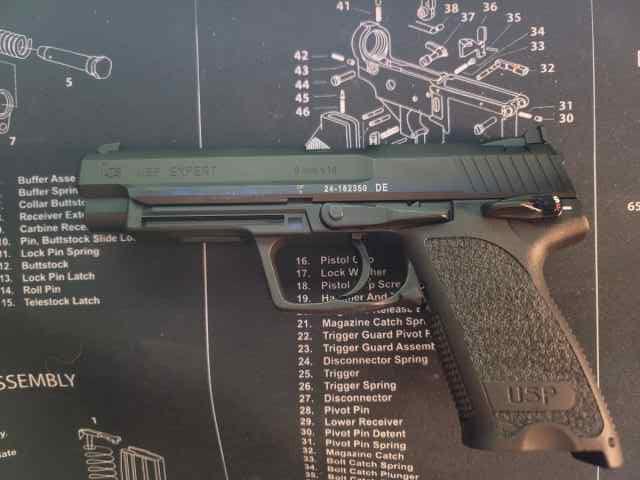 FT/FS HK USP Expert 9mm