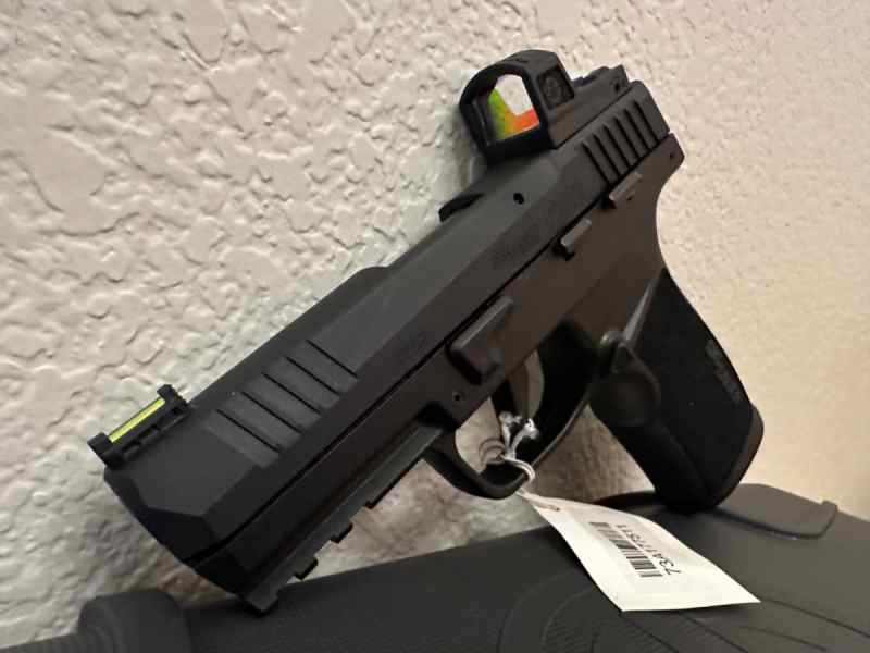 Sig Sauer P322 w/ Romeo Zero Elite (.22LR) - NIB