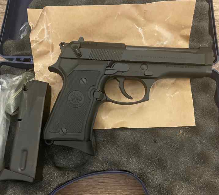 Beretta 92 compact