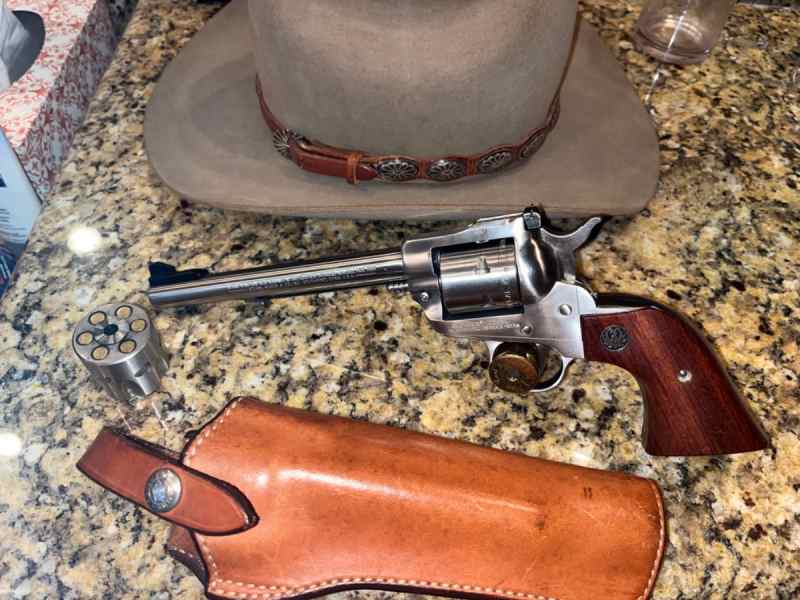 Ruger Single 6 with 2 cylinders andleather holster