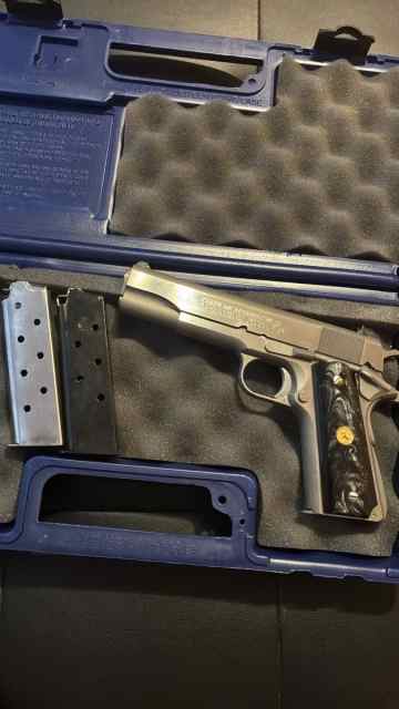 Colt MKIV 1911