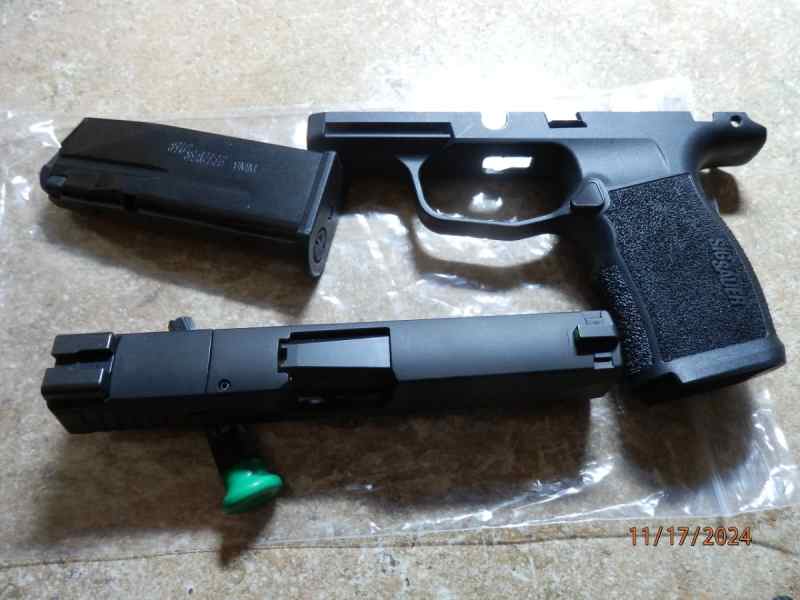 SIG 365XL Slide Assy &amp; 365XL Grip with 1 12rd Mag