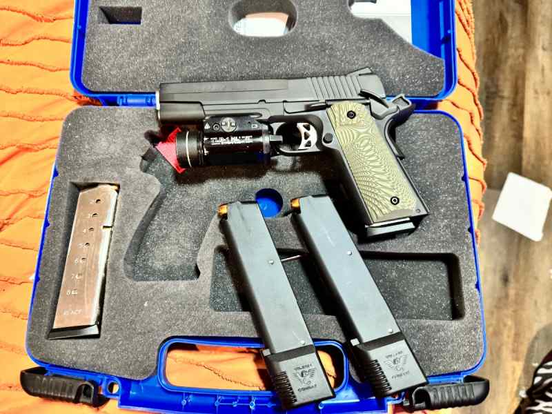 ***SIG SAUER 1911 TACOPS W/TLR-1 $975.00 OBO***