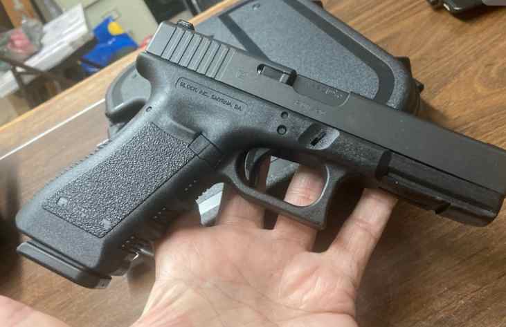 Glock 17