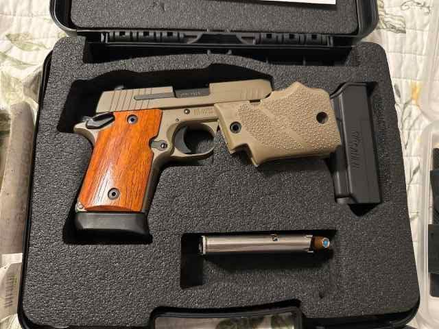 Sig Sauer P938 Scorpion