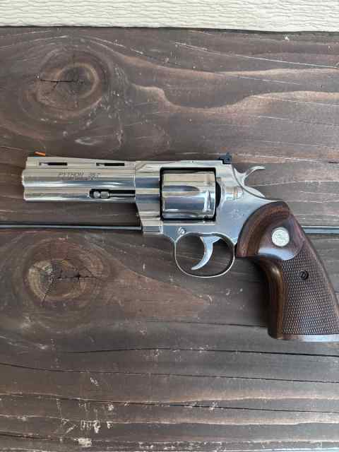 Colt Python 