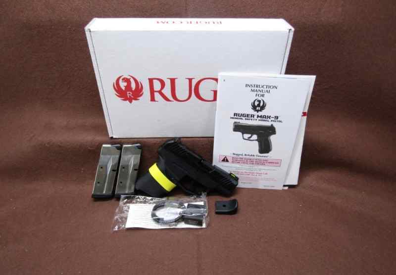 Ruger Max-9 9mm Hogue Beavertail 